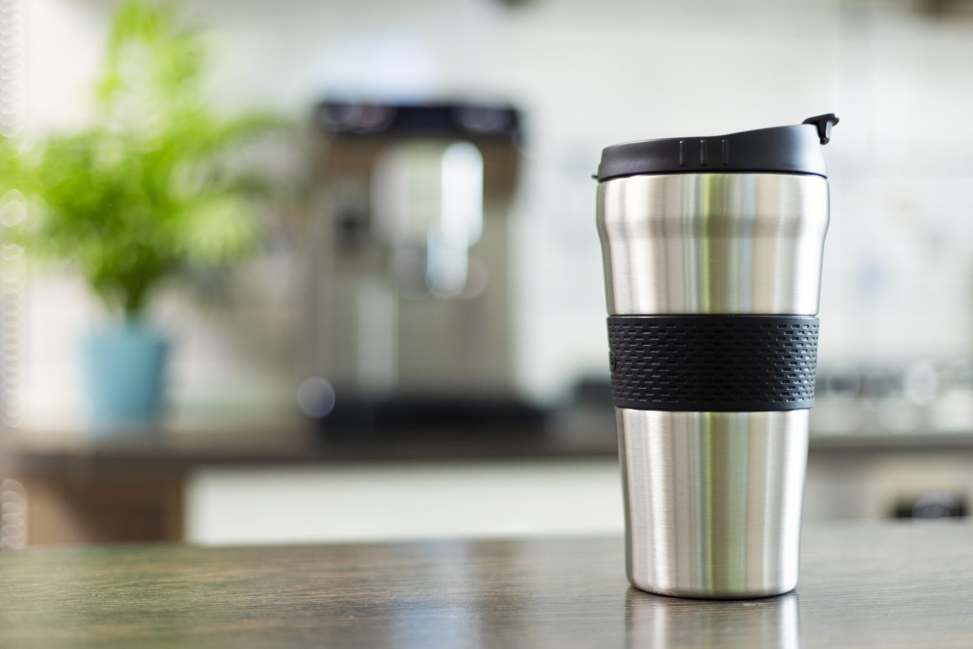 Thermobecher reinigen ohne Schäden